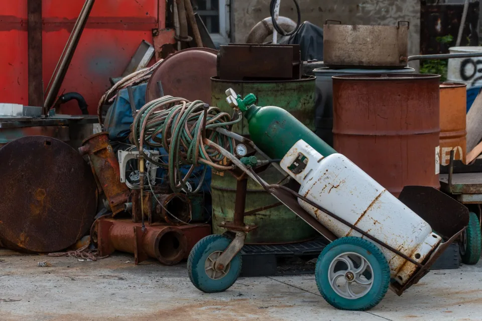 Bếp gas và dây dẫn