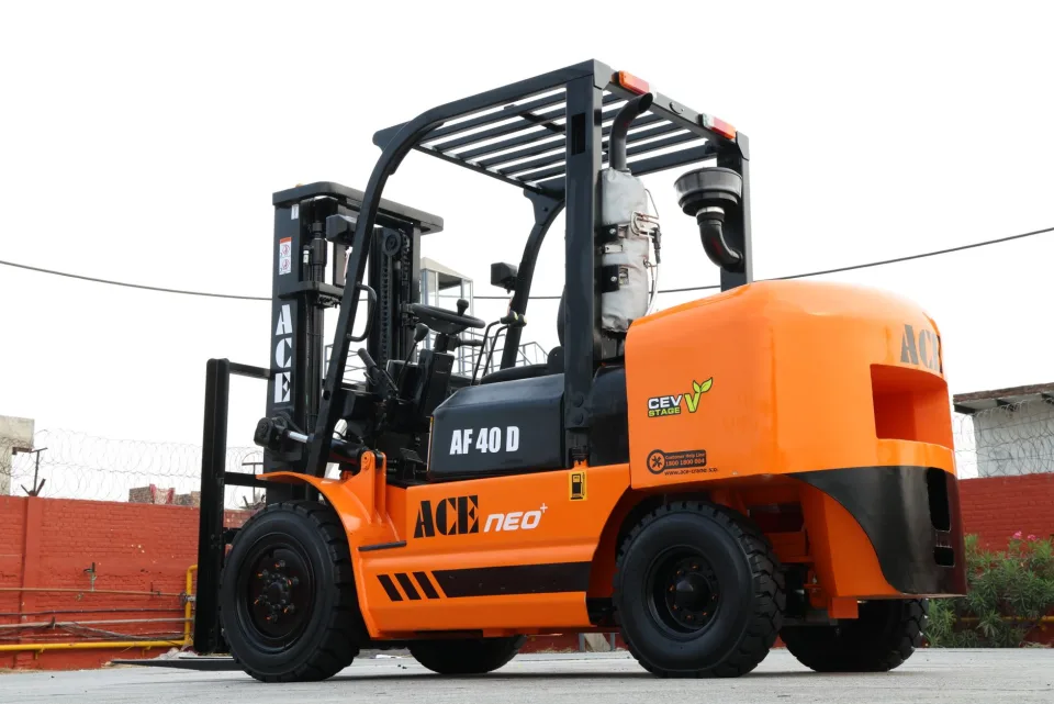 Khu bếp và chỗ đặt bình
